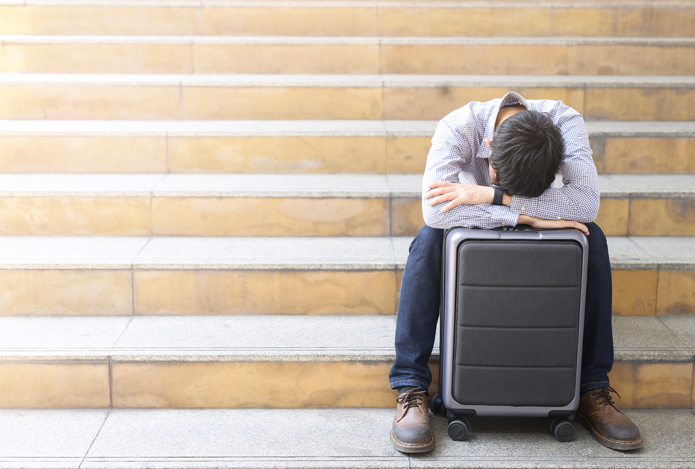 How To Overcome Jet Lag Quickly With An NAD+ IV - PUR-FORM